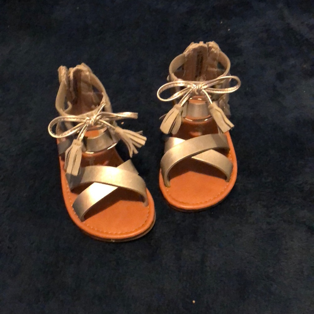 Girls sandals